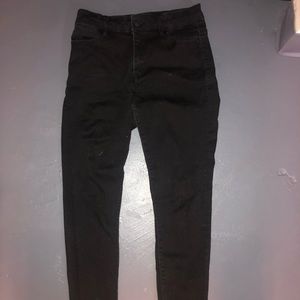 Club Monaco Black Skinny Jeans. Size 28